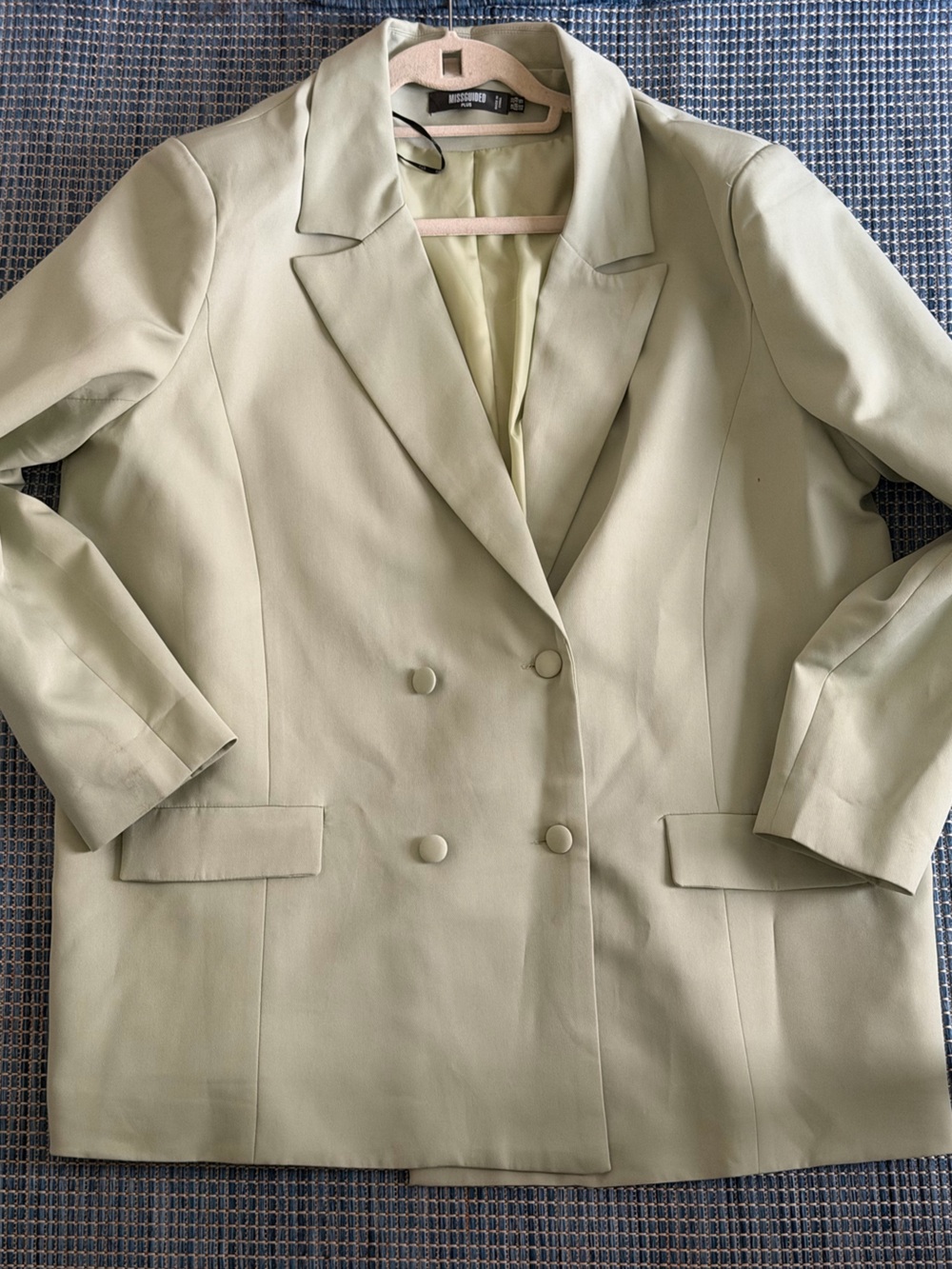 Missguided Plus Sage Green Double-Breasted Blazer – US 16